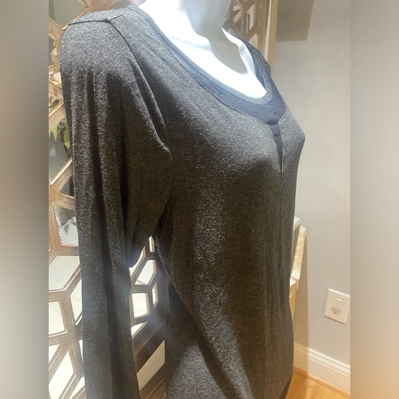 Cable & Gauge Dark Gray Tunic length Top - Picture 4 of 5
